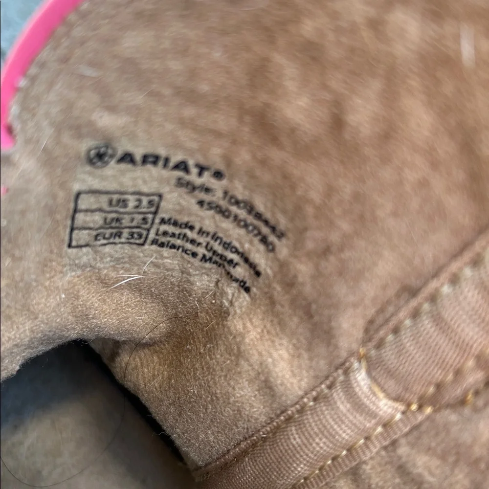 ARIAT “Wiggle Room” kids western boots sz: 2.5 - floral embroidery - Picture 7 of 11